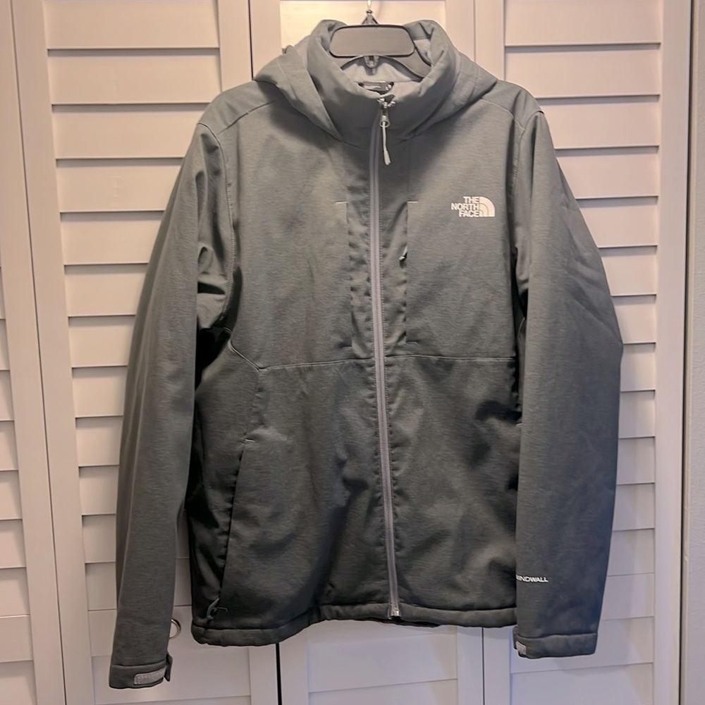 NEW without tags, Northface men’s/women's Wind Wall hooded jacket